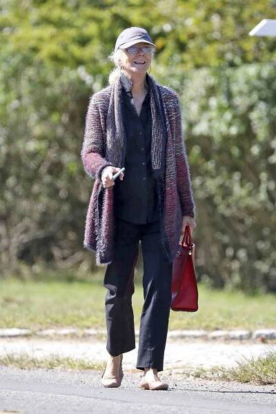 Blythe Danner Says Daughter Gwyneth Paltrow Had the 'Most Beautiful Wedding' She's Ever Seen