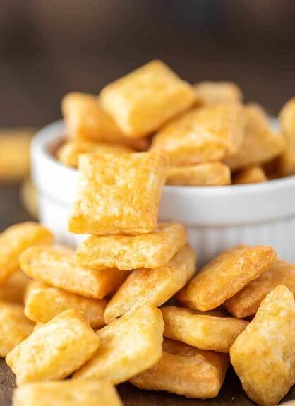 Pepper Jack Cheese Crackers