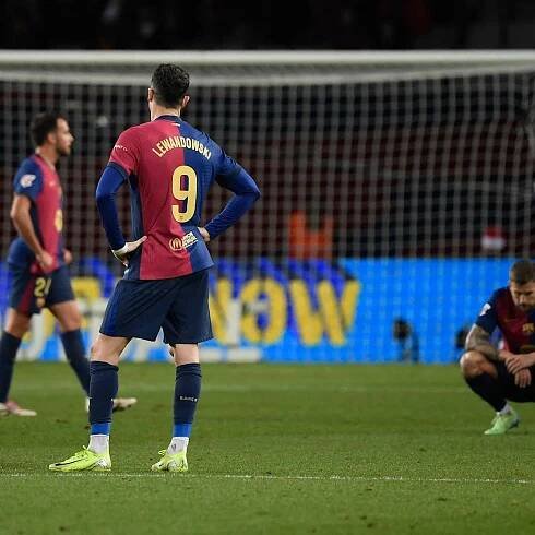 Barcelona Stumble in Dramatic Defeat to Atletico Madrid