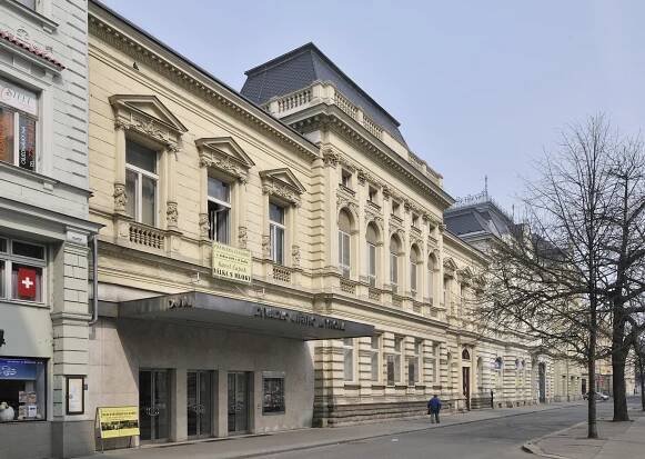 Ukázat Objekt - Národní dům / Divadlo Jiřího Myrona