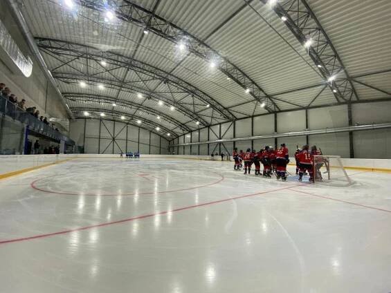 10 let čekání je u konce: Aréna ledových sportů na Jižáku vstupuje do zkušebního provozu