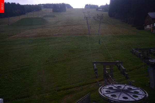 Ski areál Pec pod Sněžkou - ubytování, počasí, online webkamera, otevírací doba, akce
