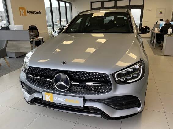 Mercedes-Benz GLC 220d, 4Matic, AMG night Paket, 2023 -zánovní vůz, 14.000KM, - Dovoz Karlín