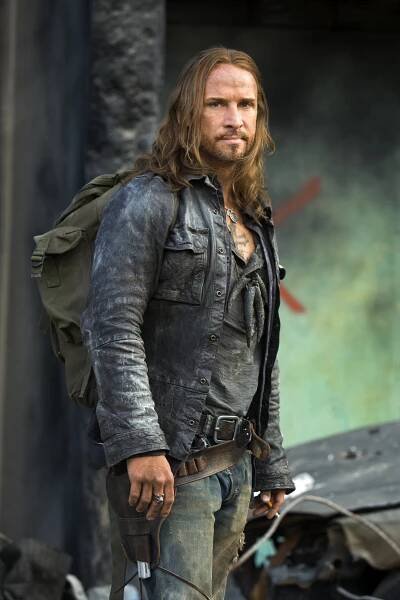 Falling Skies - On Thin Ice - Z filmu - Colin Cunningham