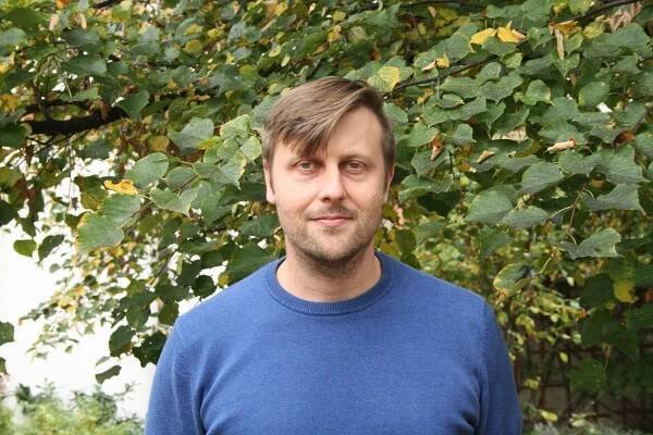 Martin Prošek: O češtině na svobodě – Neovlivní – investigativní deník o vlivu a lidech