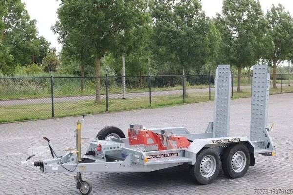 Přívěs na plošinu Brian James Trailers DIGGER PLANT 2700 KG | TANDEM AXLE | MACHINE TR...