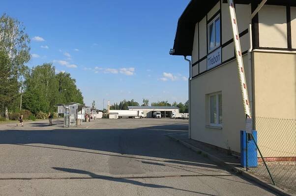 Fotogaléria • Třeboň, aut.nádr. (Autobusová stanica - státie) • Mapy.com