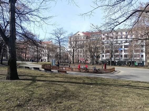 Kvíz: Jak dobře znáte pražská náměstí? Zkuste své znalosti o Karlově náměstí