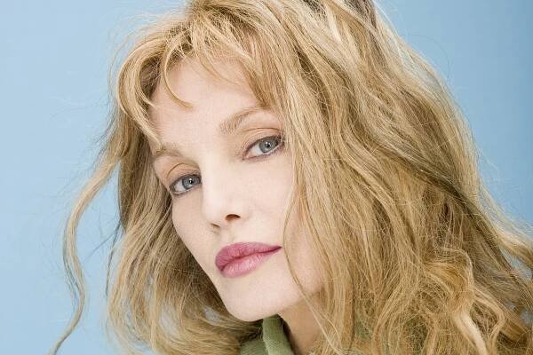 Arielle Dombasle : Dinard Archives - Arielle Dombasle 