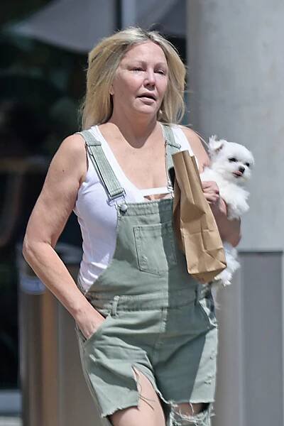 FOTO: Amanda z Melrose Place. – stránka 2