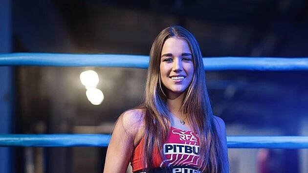Zápasnice MMA Zajícová: Sexy kočka s drsným příběhem! Rozdrcená lebka a krutý ortel lékařů - Expres.cz