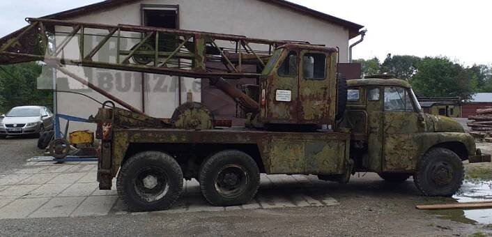 TATRA 138 AV 8