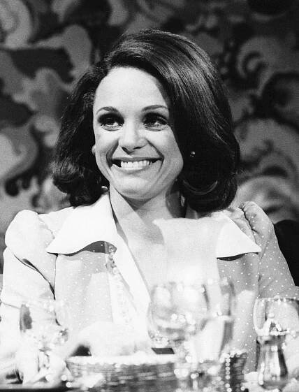 Valerie Harper - Wikipedia