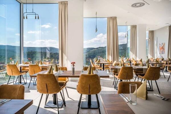 Pětihvězdičková dovolená v hotelu Crystal Mountain – jen 20 minut z Česka - Rerervujhotel.cz