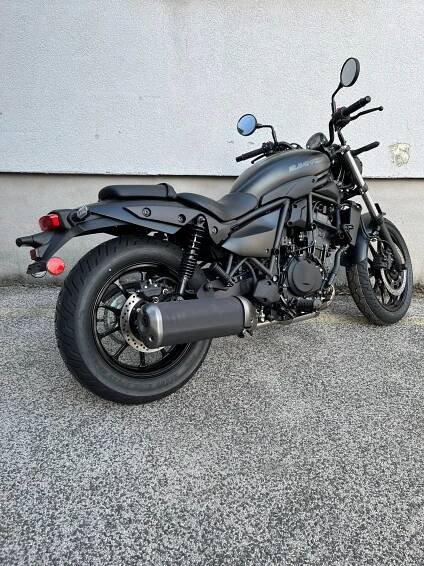 
								Kawasaki Eliminator 500 full									