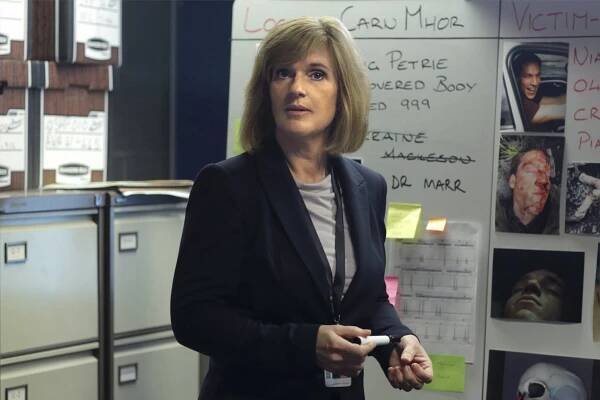 The Loch - Episode 2 - Z filmu - Siobhan Finneran