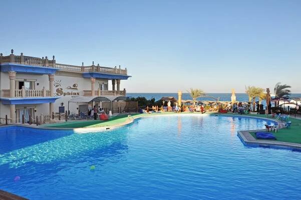 Sphinx Aqua Park Beach