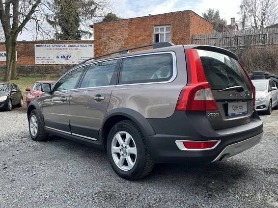 Volvo XC70 2,4 D5 151Kw AWD,ČR, KŮŽE, AUT