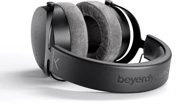 Beyerdynamic DT 700 PRO X