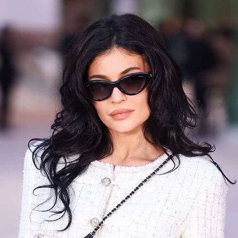 Kylie Jenner Joins The Make-Up-Free Selfie Club