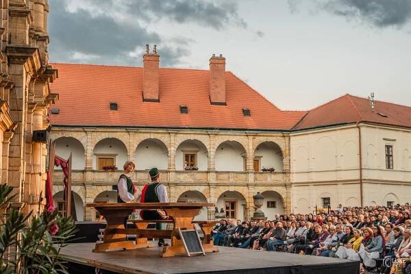 Noc na Karlštejně 2021 – Kulturní středisko Moravská Třebová