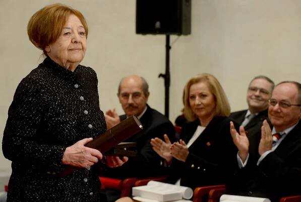 Říkali jí Zelenoočko a Krížička. Sestřenice Milana Lasici (†85) nesnášela snoby, na její pohřeb fanoušci nesměli