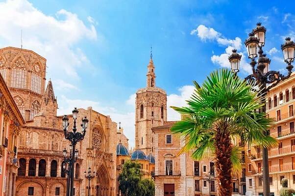 ¡Puente de Diciembre en Valencia! Vuelos desde 6€ y Apartamento desde 55€ pp