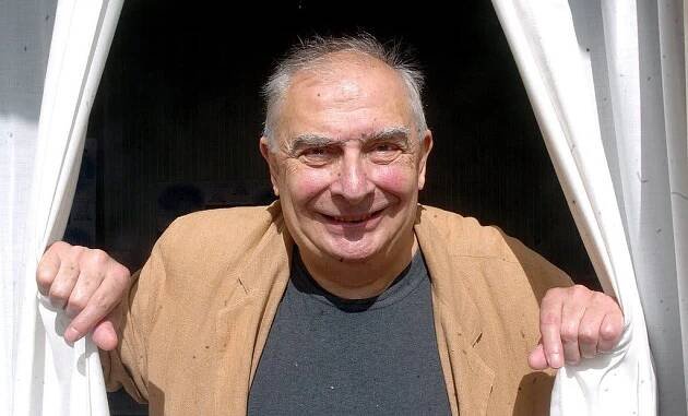 Claude Chabrol, Pioneer French Filmmaker, Dies at 80 - The New York Times