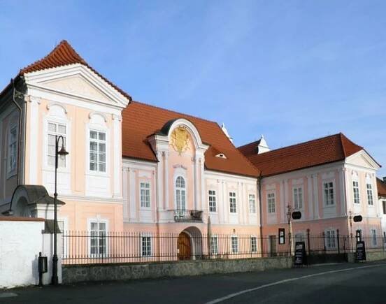 Zámek v Hrádku u Sušice | Cestujeme Šumavou