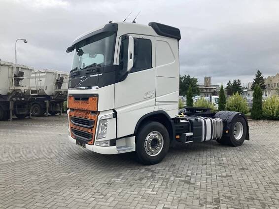 VOLVO FH 500 tahač návěsů - Hofa - Hofman s.r.o. Olomouc