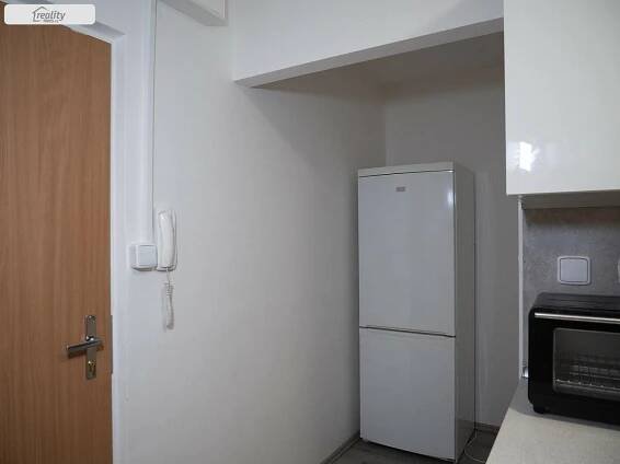 Prodej Byt 1+kk, Oskol, Kroměříž