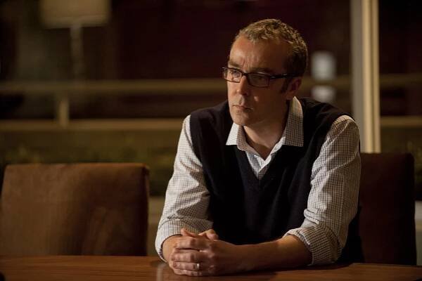 Patty Hewes - nebezpečná advokátka - I Like Your Chair - Z filmu - John Hannah
