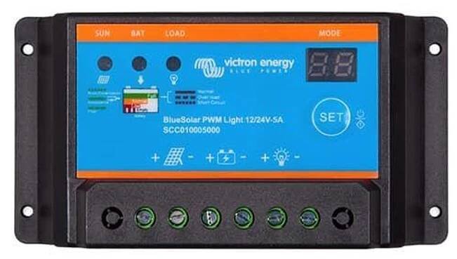 Victron Energy Solární regulátor BlueSolar PWM-Light 12/24V-5A - Battery Import