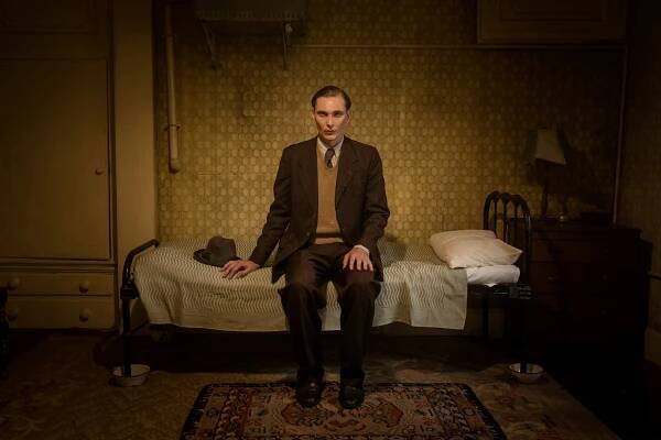 Eamon Farren - Agatha Christie: Vraždy podle abecedy - Epizoda 1 - Promo