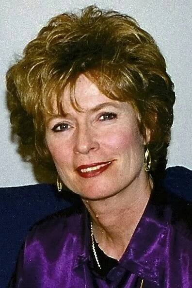 Linda Lee Cadwell - Wikipedia