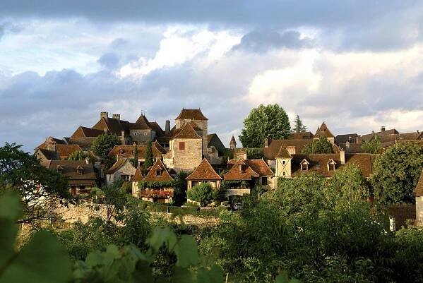 Gites Lot - Loubressac vue d'ensemble