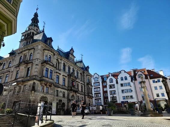 Objevujete Polsko? Navštivte Kladsko. Překvapí vás tvrz, most i park miniatur
