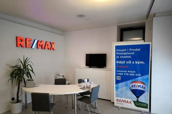 RE/MAX Glorion Karlovy Vary foto 1