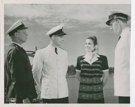 Sven Lindberg, Sickan Carlsson, Gösta Prüzelius - Jungfrun på Jungfrusund - Z filmu