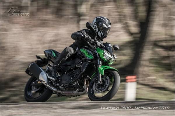 Kawasaki Z400 | Katalog motocyklů a motokatalog na Motorkáři.cz
