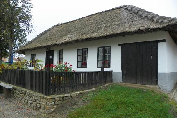 Došková chalupa Petrovice – vesnické muzeum