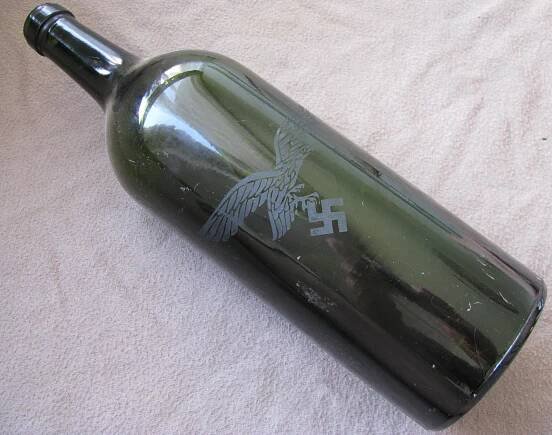 Pamětní lahev Luftwaffe - Vojenské sběratelské předměty
