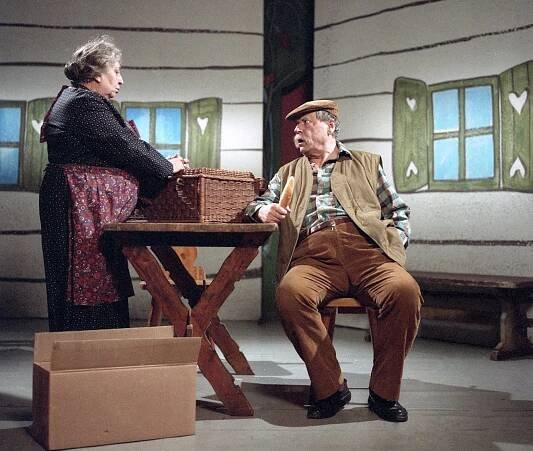Kasta P čili Kabaret starších pánů - Z filmu - Stella Zázvorková, Josef Bek