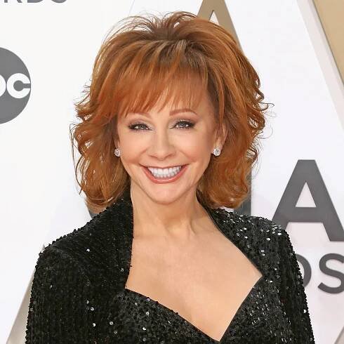 Reba McEntire with a medium-length hairstyle