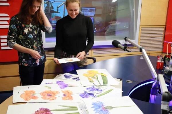 Pavlína Kourková nám ve studiu ukázala svou práci | foto: Kristýna Hladíková,  Český rozhlas