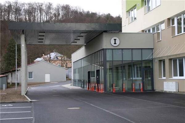 V děčínské nemocnici už funguje nové pracoviště magnetické rezonance