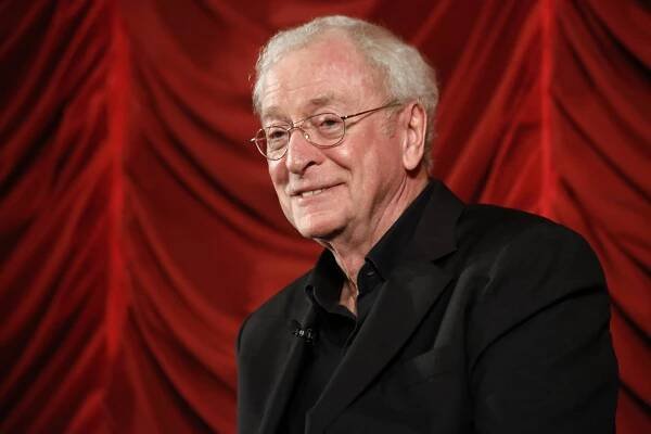 Soubor:Michael Caine - Viennale 2012 g.jpg – Wikipedie