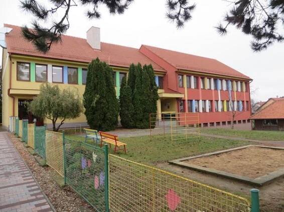 Základní škola a Mateřská škola Žlutava, příspěvková organizace foto 3