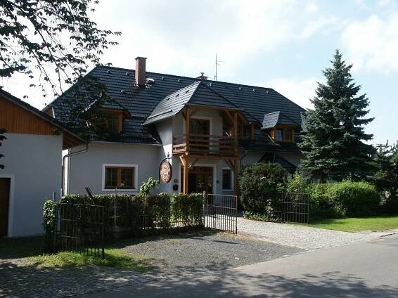 Bavaria 3*