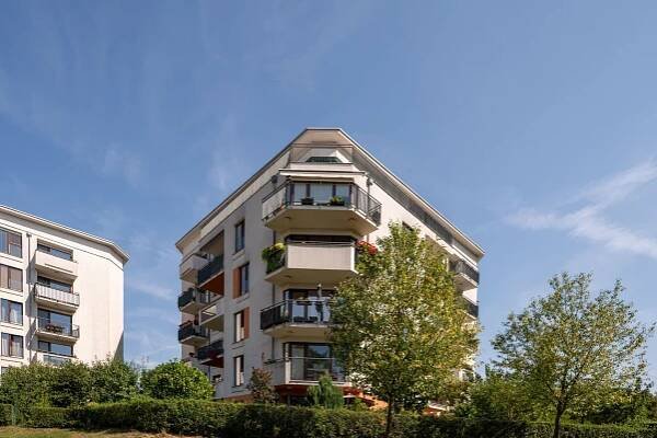 Pronájem bytu 3+kk, terasa 48 m2, parking - Mgr. Monika Holemá | realitní specialistka na prodej nemovitostí v Praze 